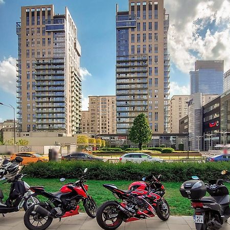 Lumina Spacious Apartment Near The Railway Station ワルシャワ エクステリア 写真