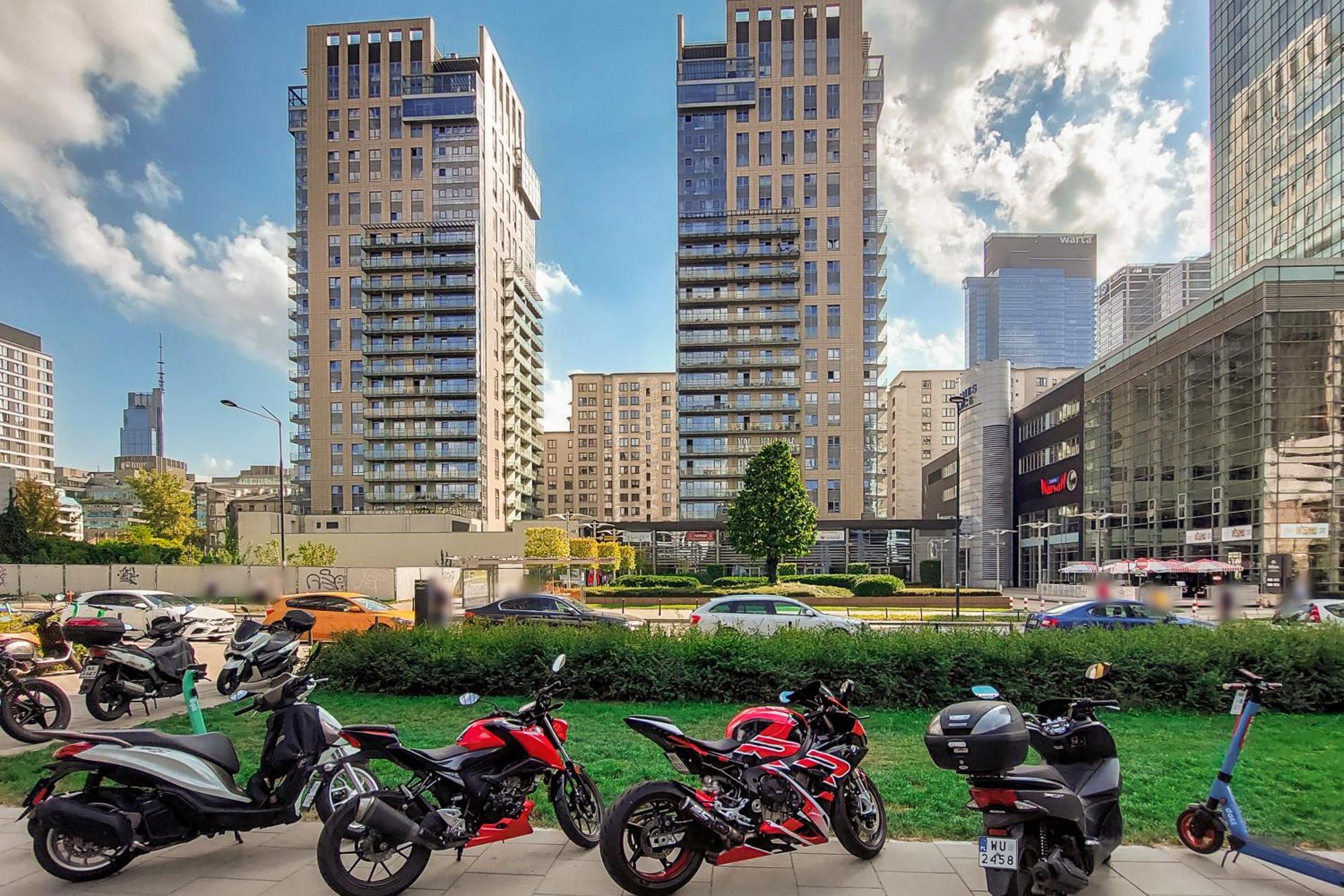 Lumina Spacious Apartment Near The Railway Station ワルシャワ エクステリア 写真